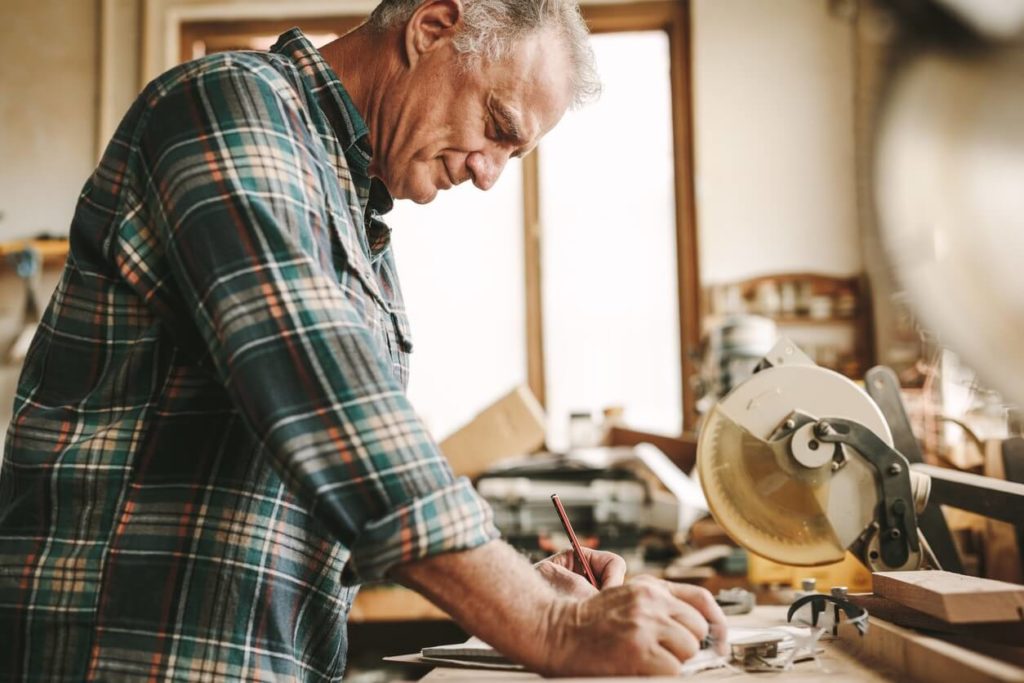 Que faire à la retraite pour gagner de l'argent ?